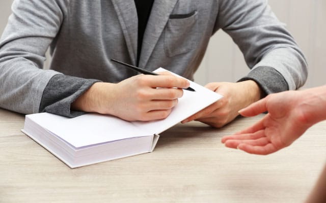 Lesung für das eigene Sach- und Fachbuch planen und organisieren